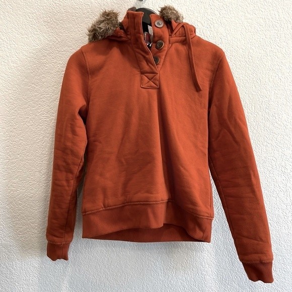 Helly Hansen Tops - Helly Hansen Orange Quarter Button Faux Fur Hooded Thick Sweater Size Medium